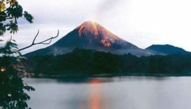 10 Most Amazing Volcanoes Around The World